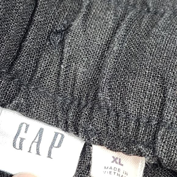 Gap XL Black Shorts - Picture 3 of 4